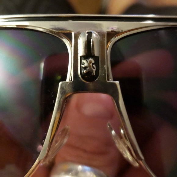 Sunglasses - Picture 7 of 8